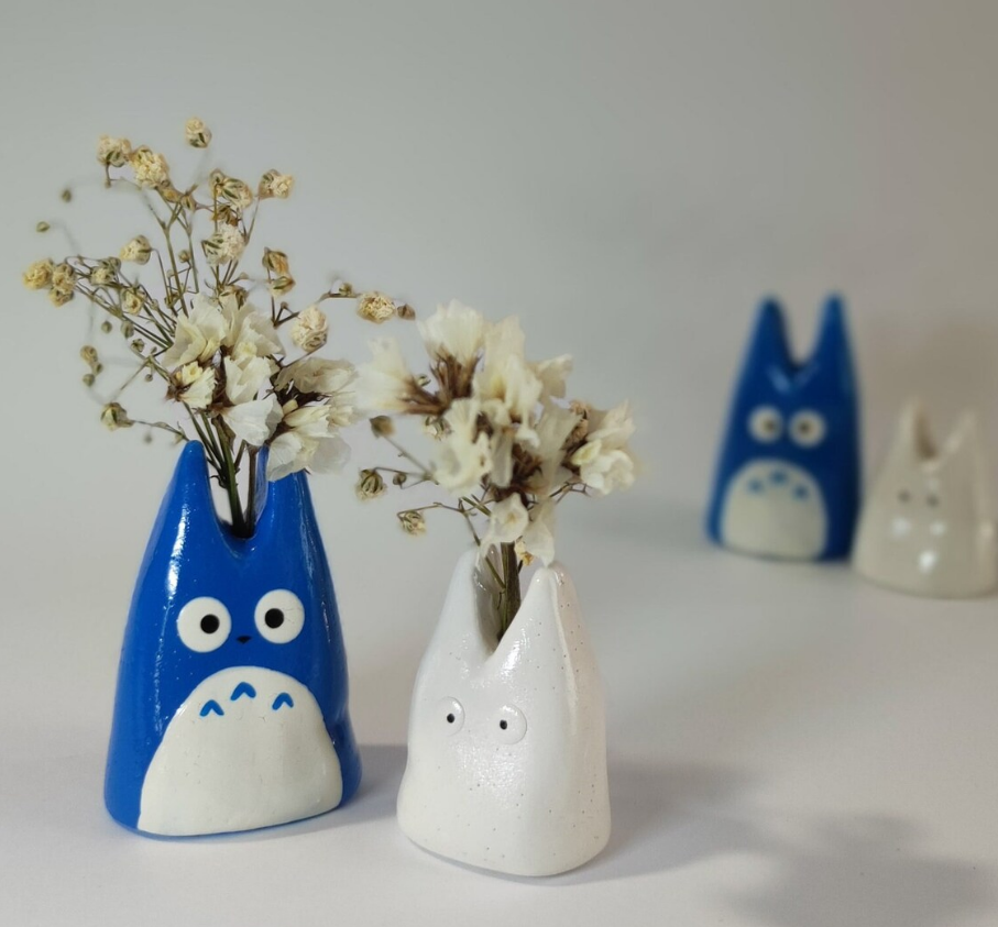 mini totoro vases